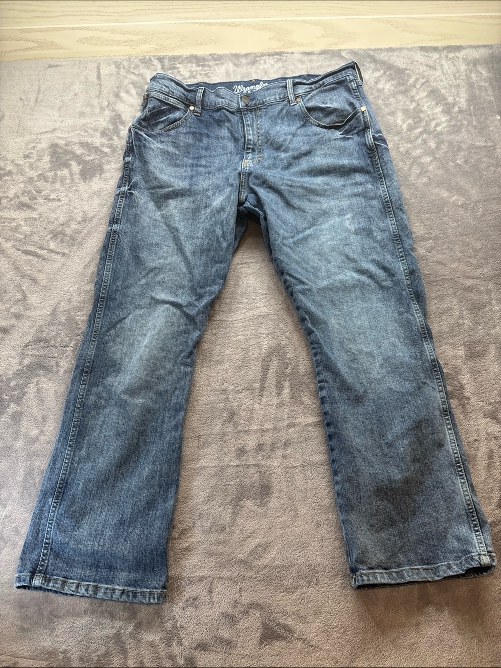 Wrangler Retro slim Fit Men’s Blue Jeans size 38x30